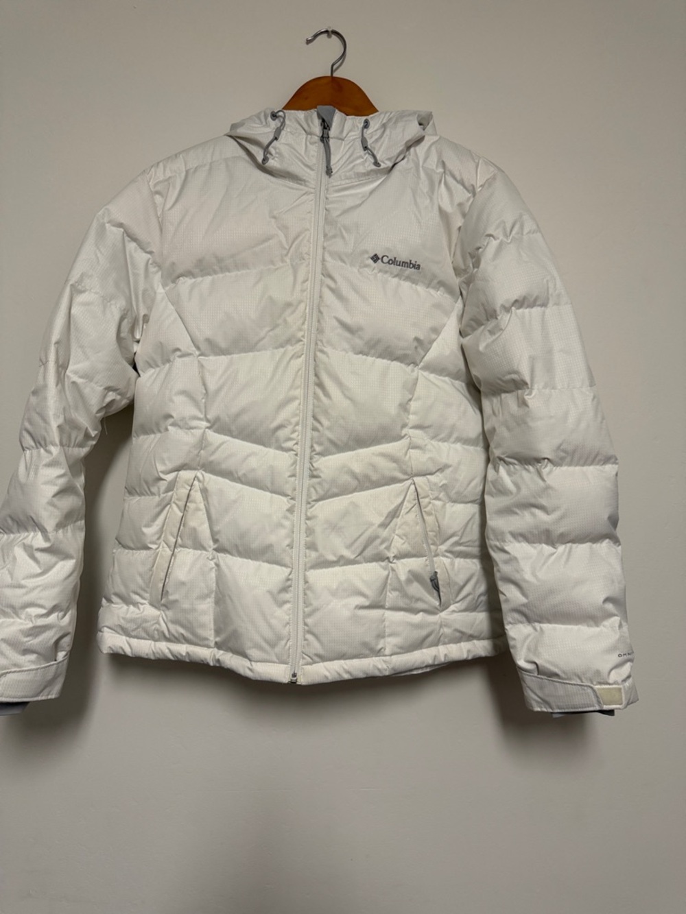 Columbia White Quilted Hooded Puffer Jacket